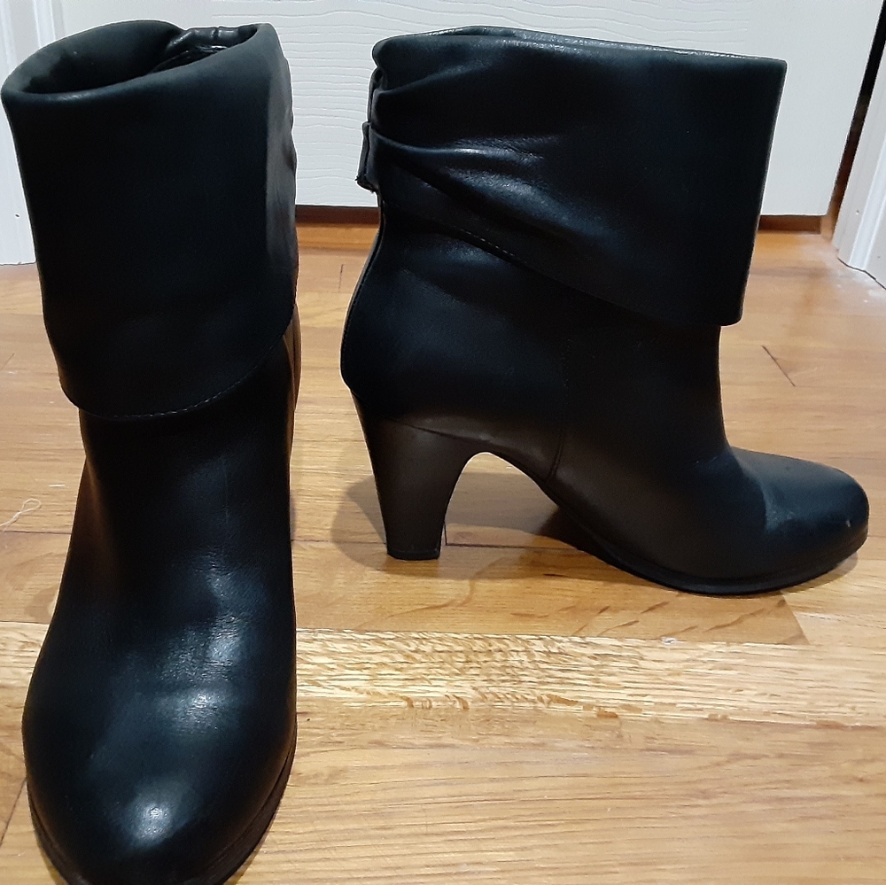 Black cuff boots with 3 in heel.